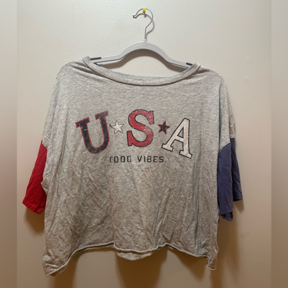 USA Good Vibes Cropped Tee
